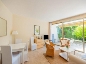 Scenic apartment in Cannes with private terrace